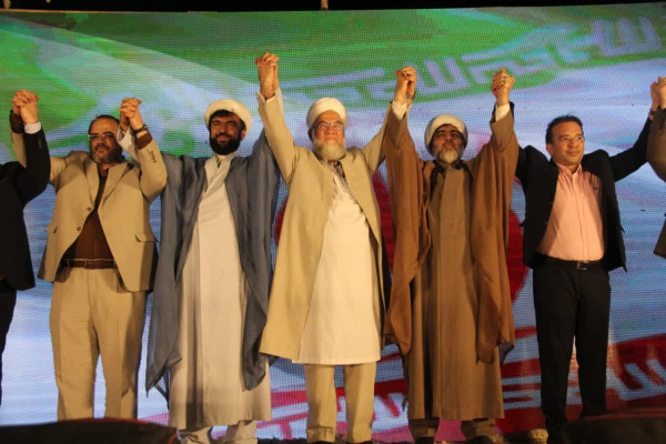 گلستان |غوغای امت احمدِ گلستان