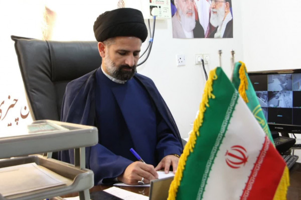 نقش خبرنگاران در روشنگری جامعه بی‌بدیل است