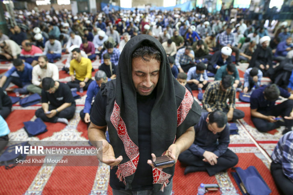 مراسم قرائت دعای عرفه